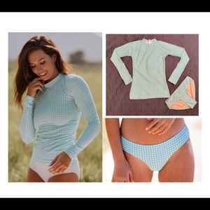 BNWT Albion Fit Swimsuit 2 piece Set Size XS